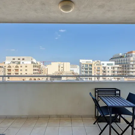 Beautiful With Lift And Balcony Sliema